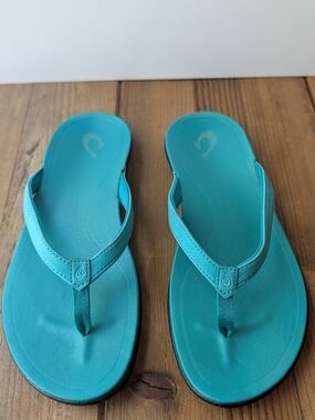 OluKai Ho'opio Women’s Teal Synthetic Flip Flop Sandals
